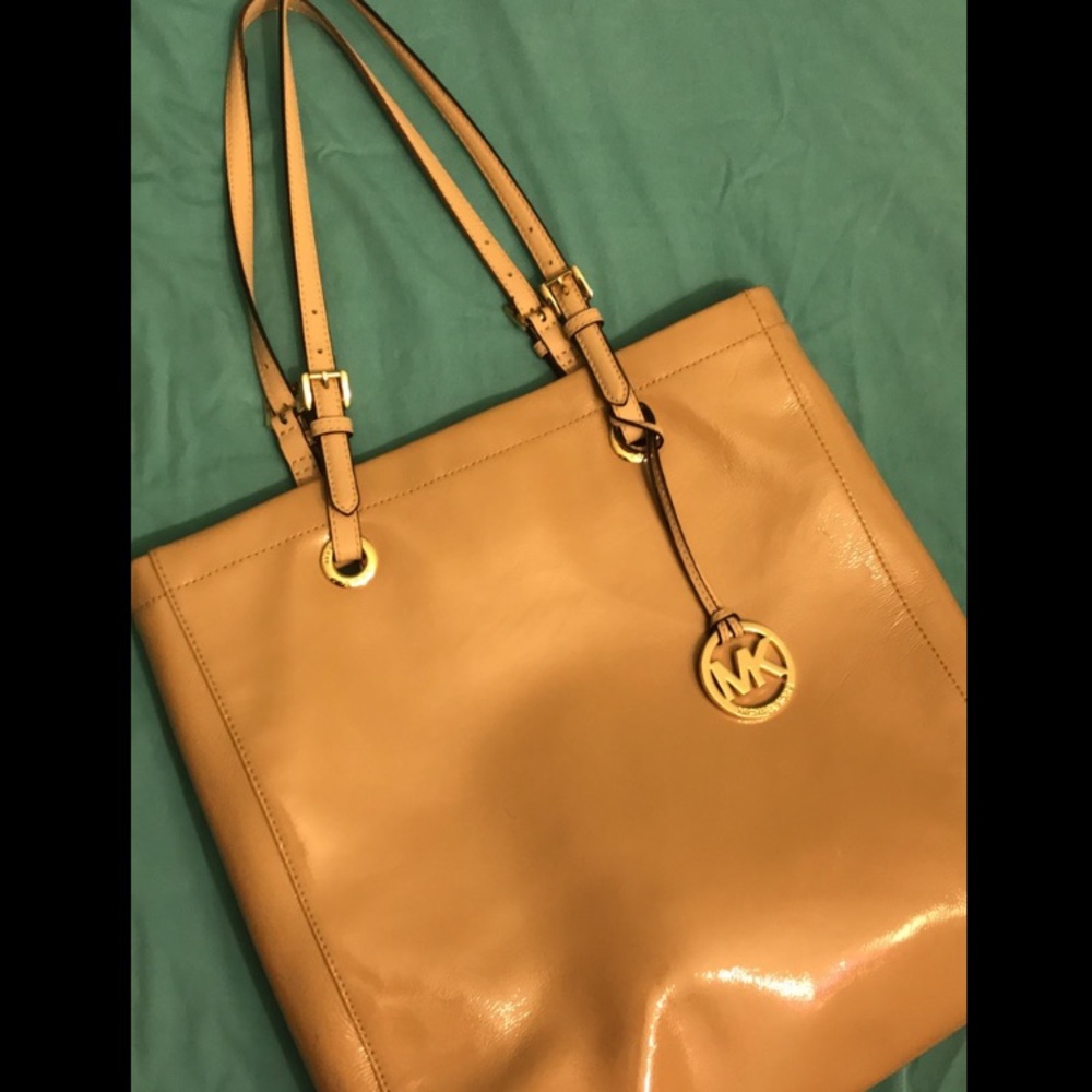 SALE⭐️Michael Kors Tote Bag